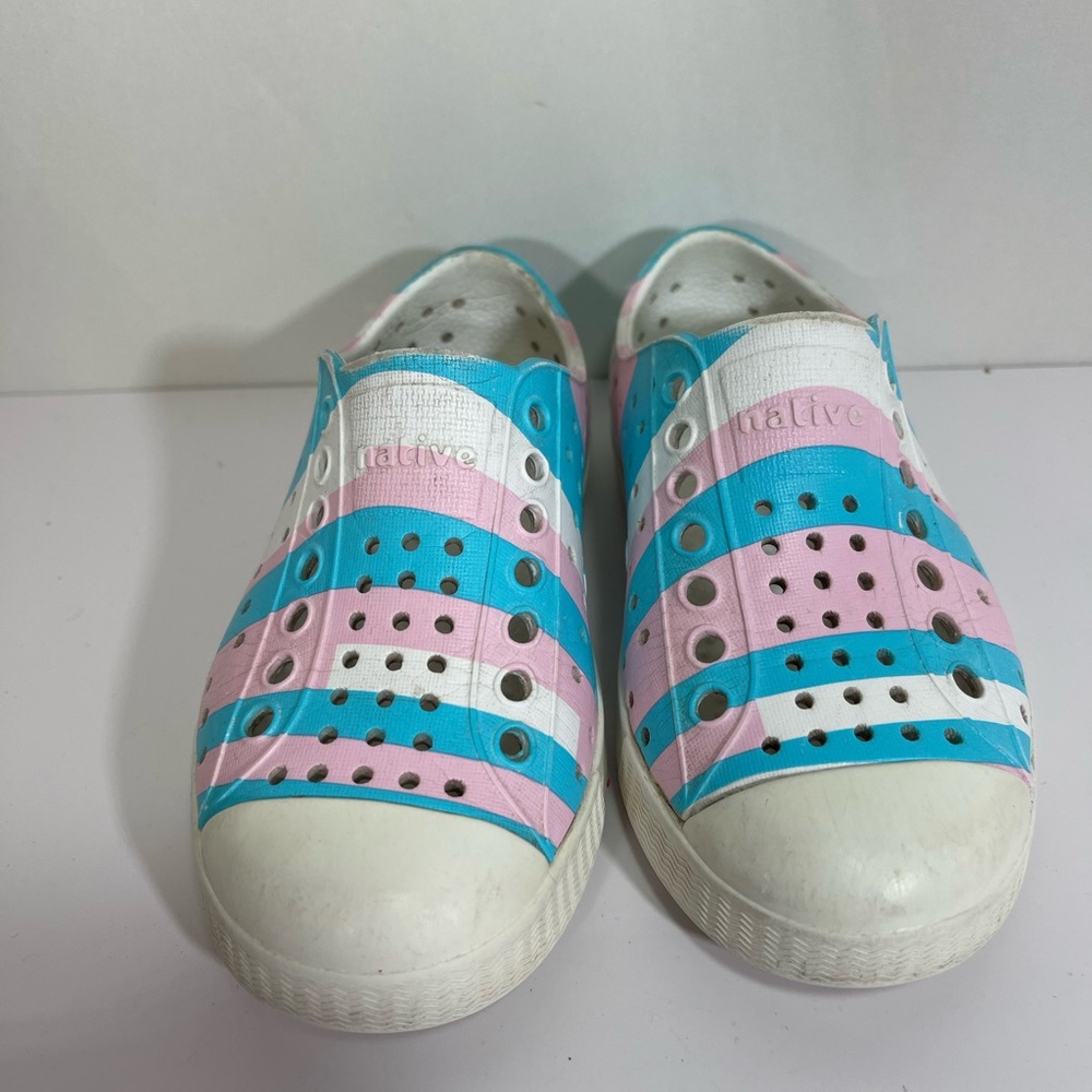 Native Shoes Multicolor Pink/Blue Slip-On Sneakers toddler size C8 Water shoe